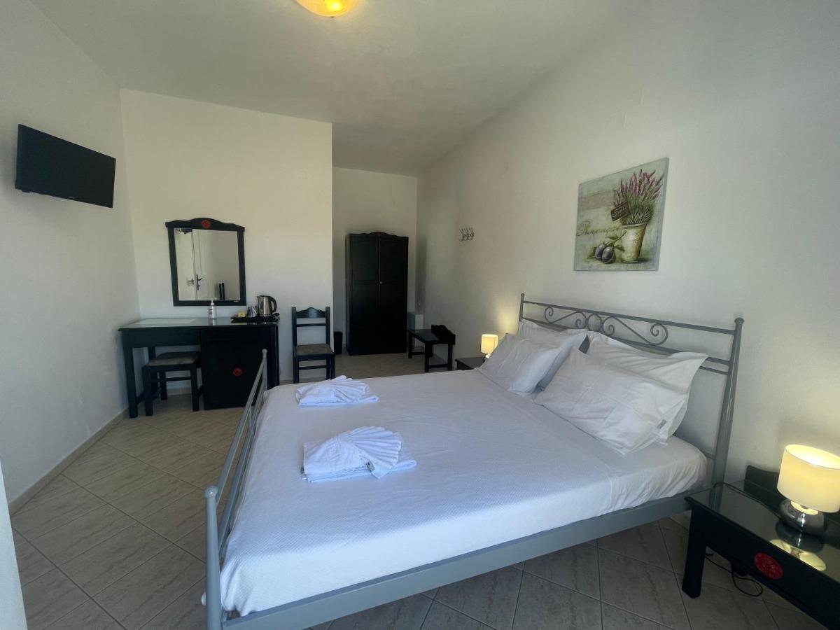 Venikouas Hotel Platis Gialos  Екстер'єр фото