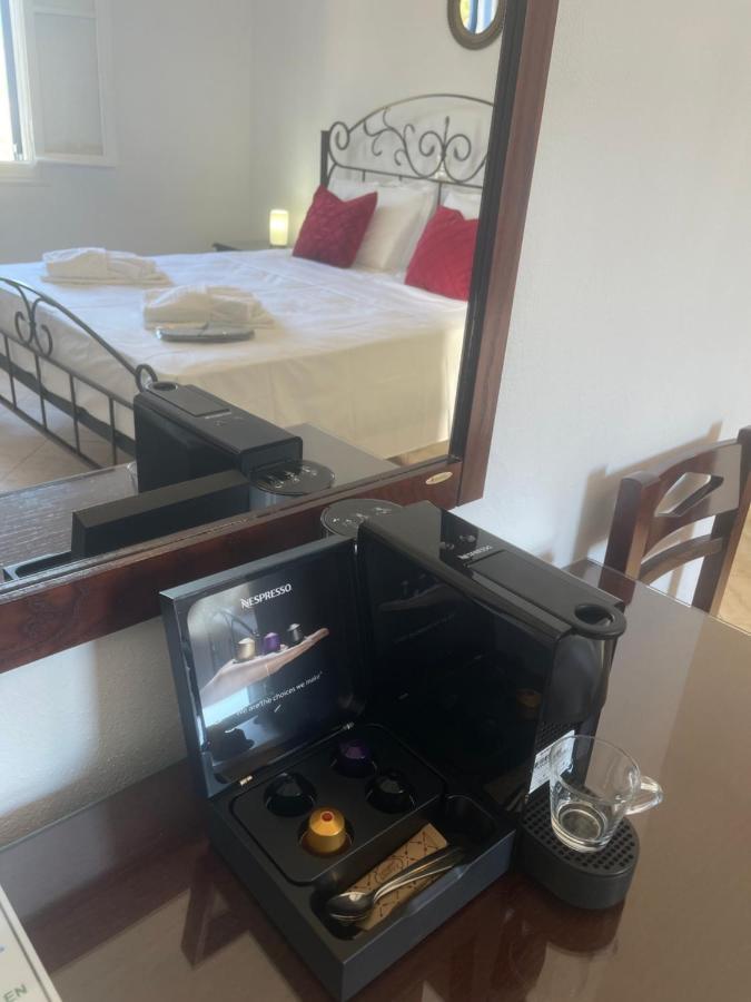 Venikouas Hotel Platis Gialos  Екстер'єр фото