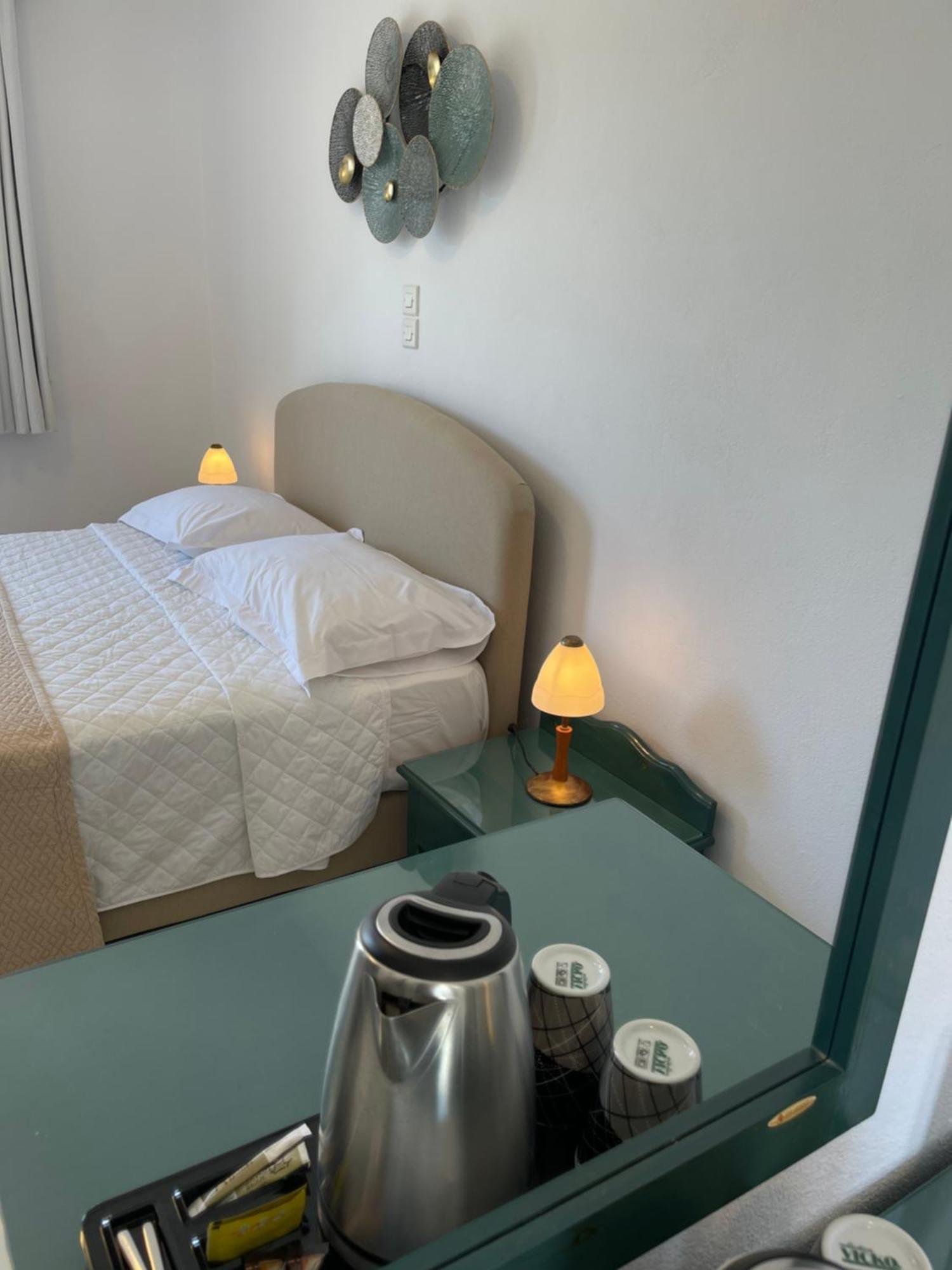 Venikouas Hotel Platis Gialos  Екстер'єр фото